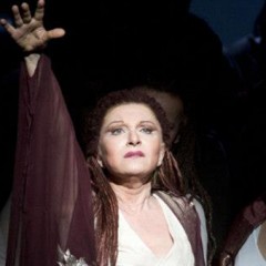 Mariella Devia, la última gran diva del belcanto canta “Lucrezia Borgia”