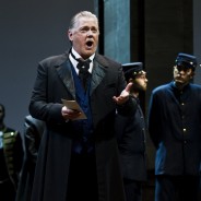 Kunde regresa mañana a Coruña para presentar su biografía, “Una vida para cantarla”