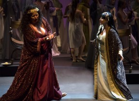 Amigos de la Ópera vuelve a llenar el Palacio de la Ópera de A Coruña en el estreno de Aida