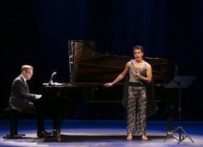 El debut de Samuel Mariño en Galicia llena el Teatro Colón
