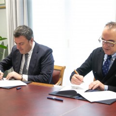 Amigos de la Ópera firma con la Deputación el convenio por el que colabora con 90.000 en la Temporada 2025