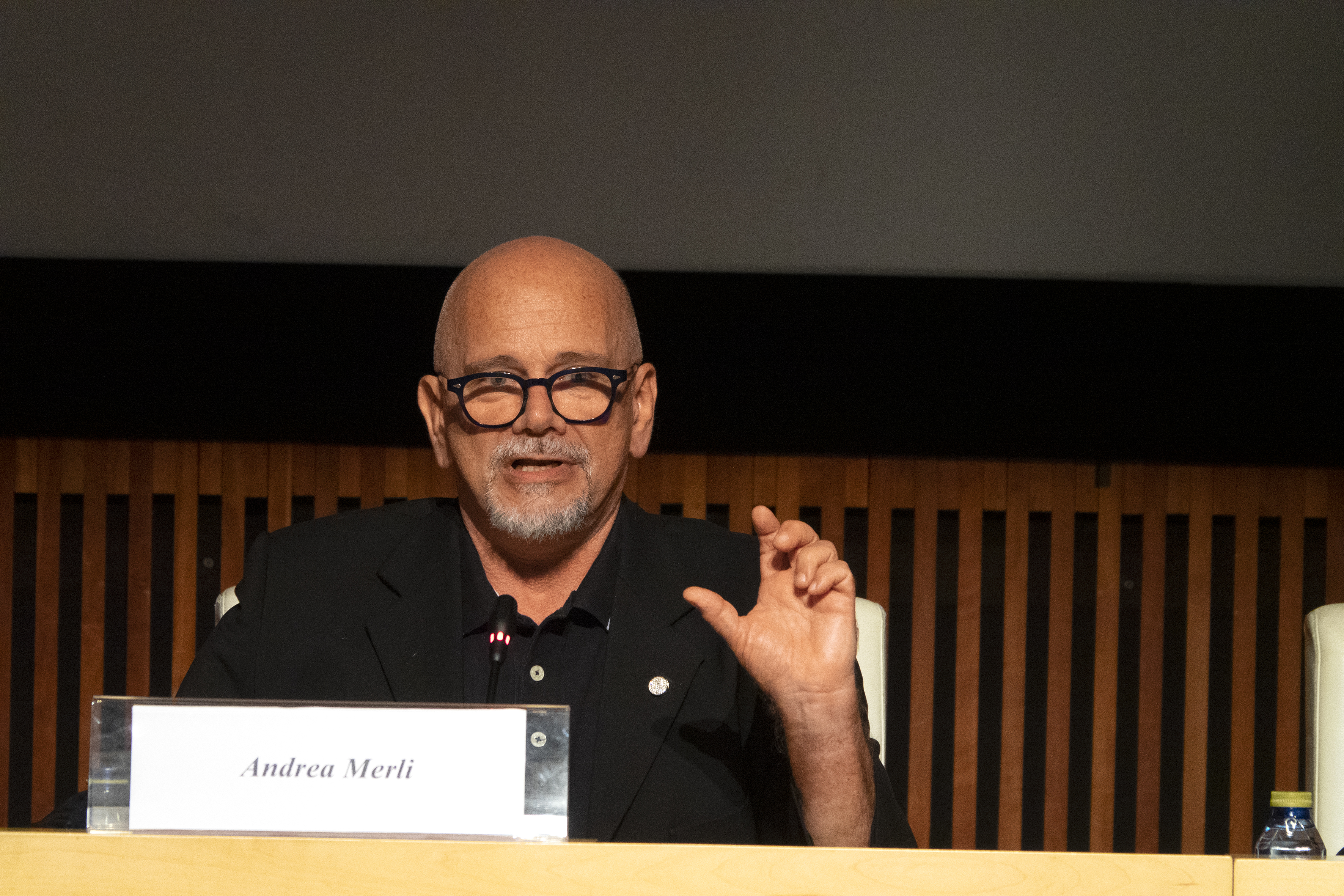 Andrea Merli disecciona Roméo et Juliette, “La historia de un amor que no tuvo otro igual» en la conferencia de Afundación