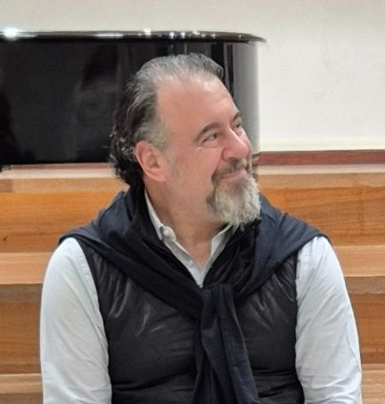 carlos alvarez